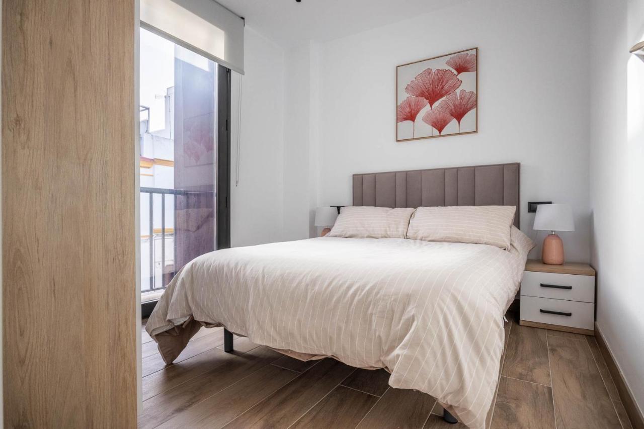 Nervion Suites 1 - Vacacional Sevilla Kültér fotó